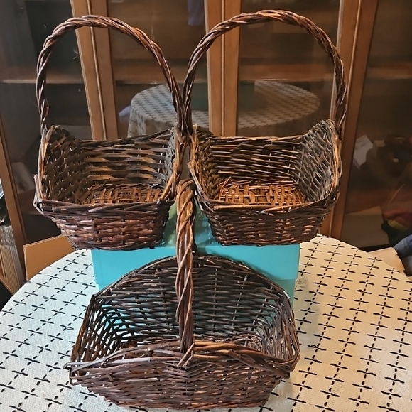 Set of 3 Dark Brown Wicker Rustic Baskets From World Market - Picture 1 of 12